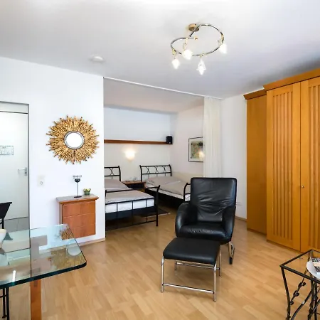 A805 By Interhome *